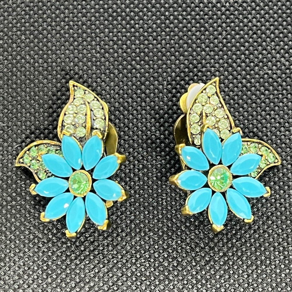 Heidi Daus Swarovski Crystal Blue Flower Clip Earrings RARE Signed Like New